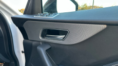 Jaguar F-Pace 2.0d [180] Chequered Flag 5dr Auto AWD Diesel Estate